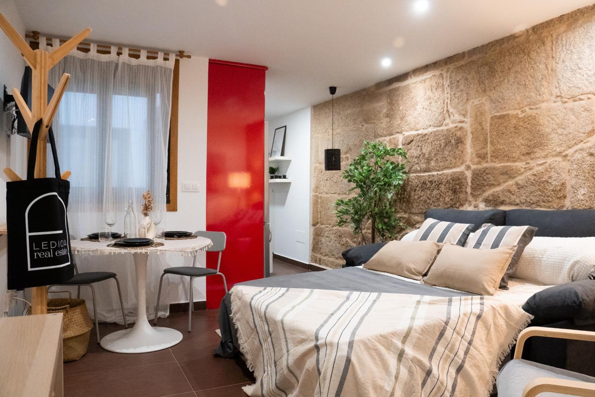 The Silver Flat Apartment *